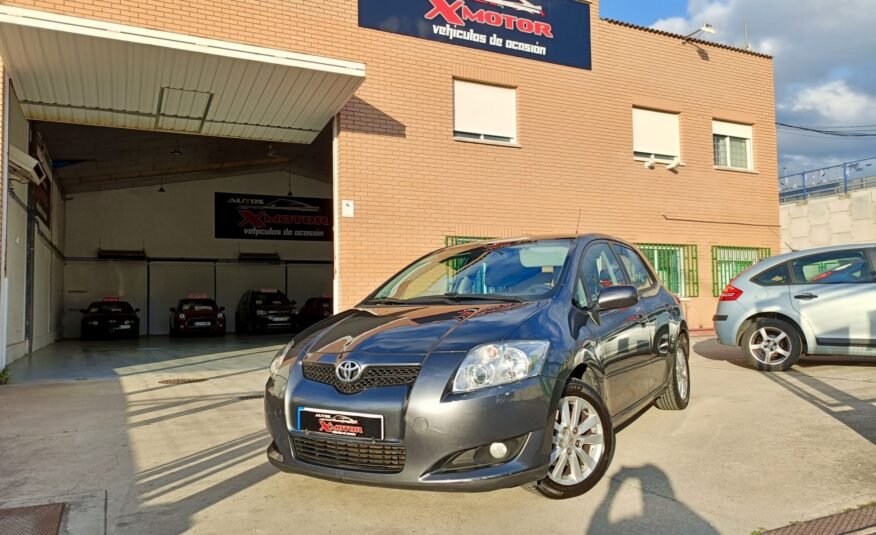 TOYOTA AURIS TOYOTA Auris 2.0 D4D
