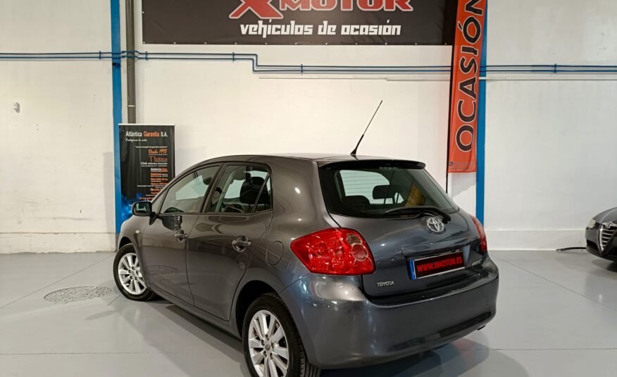 TOYOTA AURIS TOYOTA Auris 2.0 D4D