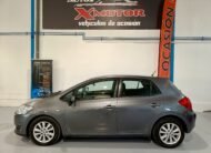 TOYOTA AURIS TOYOTA Auris 2.0 D4D