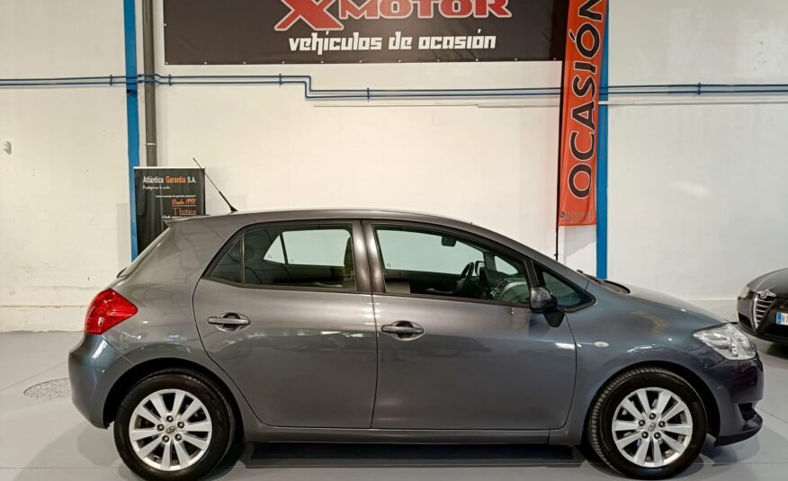 TOYOTA AURIS TOYOTA Auris 2.0 D4D