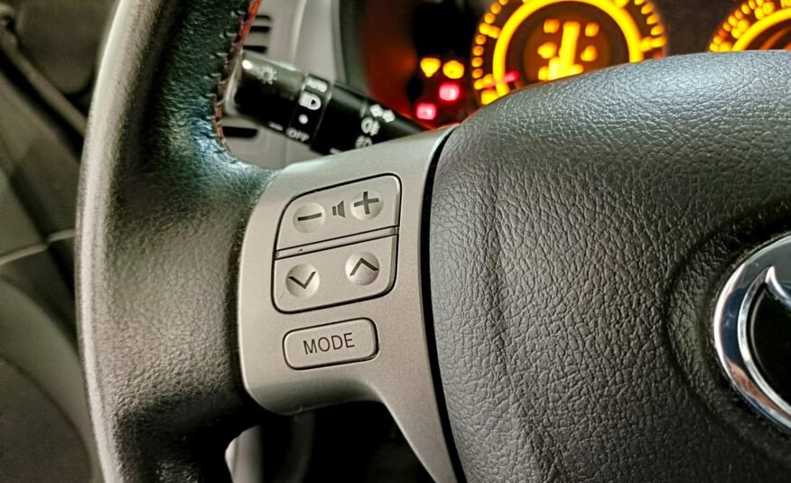 TOYOTA AURIS TOYOTA Auris 2.0 D4D