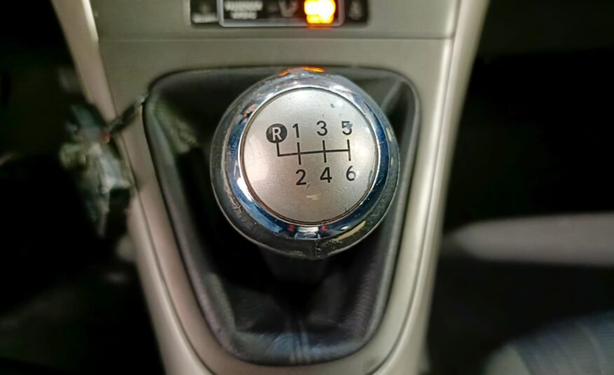 TOYOTA AURIS TOYOTA Auris 2.0 D4D