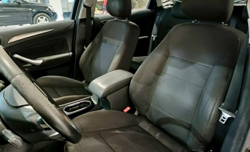FORD MONDEO TITANIUM 2.0 140