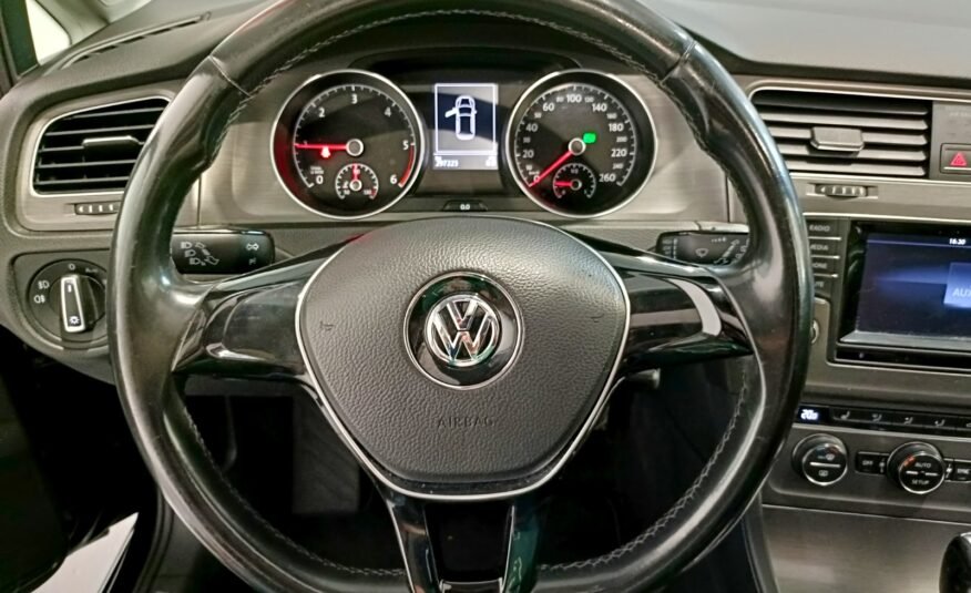 VOLKSWAGEN Golf DSG ADVANCE 1.6 TDI 105