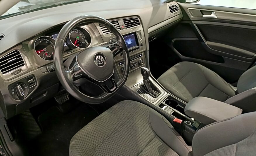 VOLKSWAGEN Golf DSG ADVANCE 1.6 TDI 105