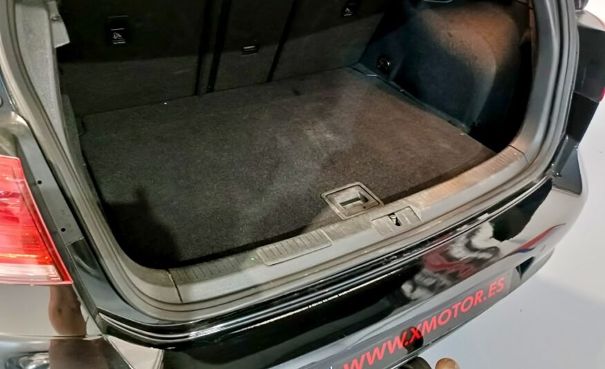 VOLKSWAGEN Golf DSG ADVANCE 1.6 TDI 105