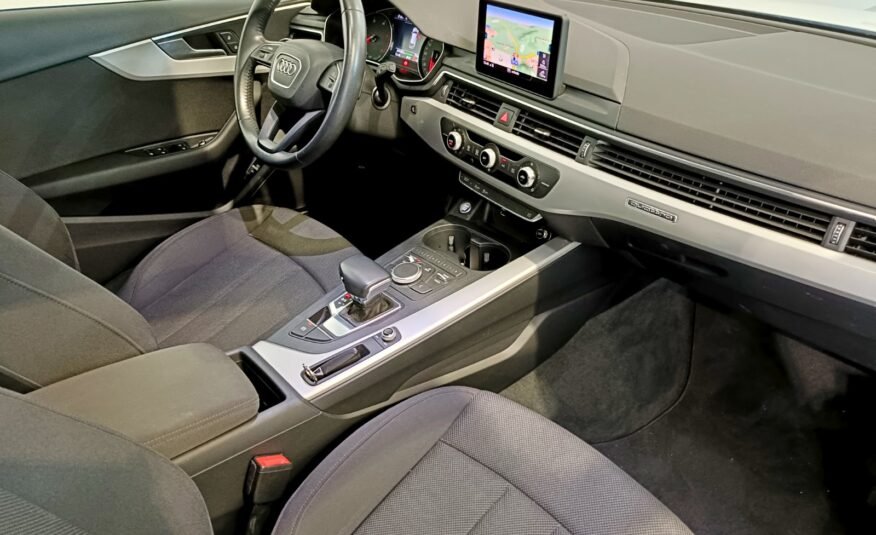 AUDI A4 Avant QUATTRO S TRONIC 2.0 150 cv