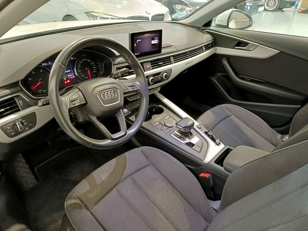 AUDI A4 AVANT QUATTRO S TRONIC 2.0 