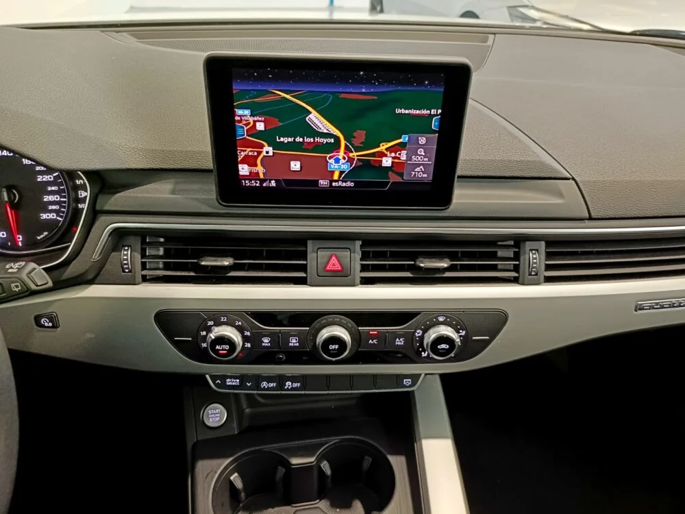 AUDI A4 AVANT QUATTRO S TRONIC 2.0 