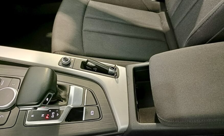 AUDI A4 Avant QUATTRO S TRONIC 2.0 150 cv