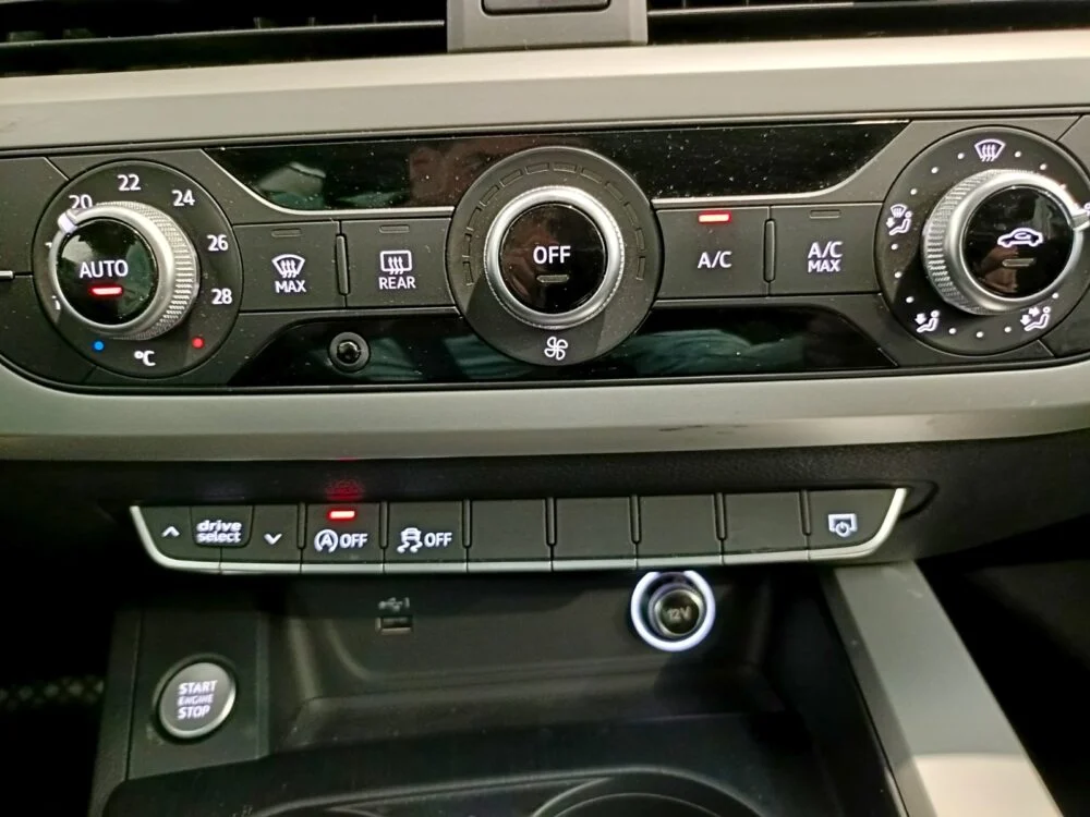 AUDI A4 AVANT QUATTRO S TRONIC 2.0 