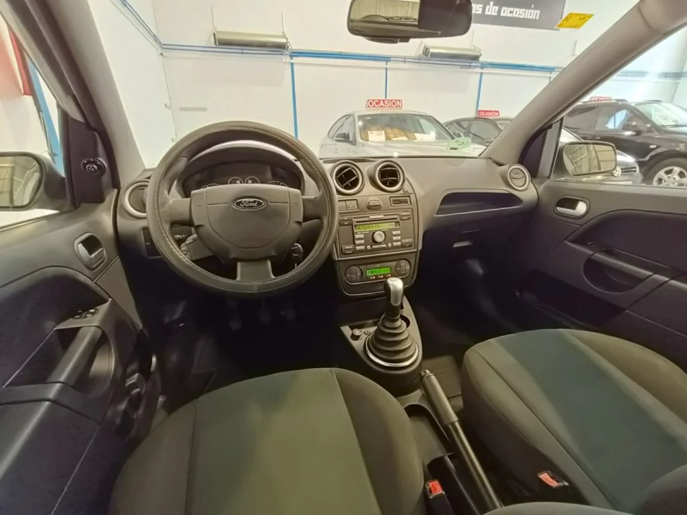 FORD FIESTA 1.3 NEWPORT
