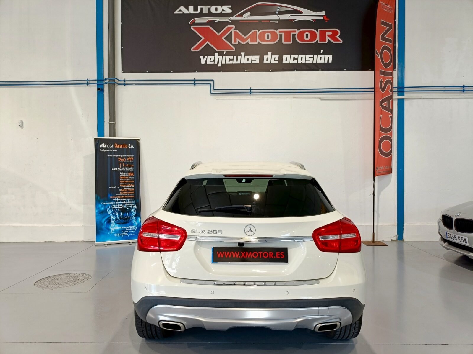 MERCEDES-BENZ GLA 200