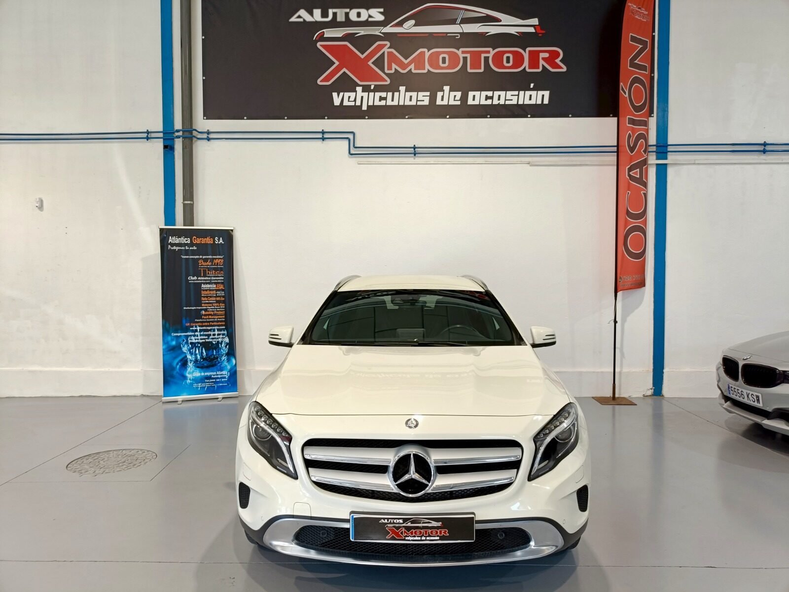 MERCEDES-BENZ GLA 200