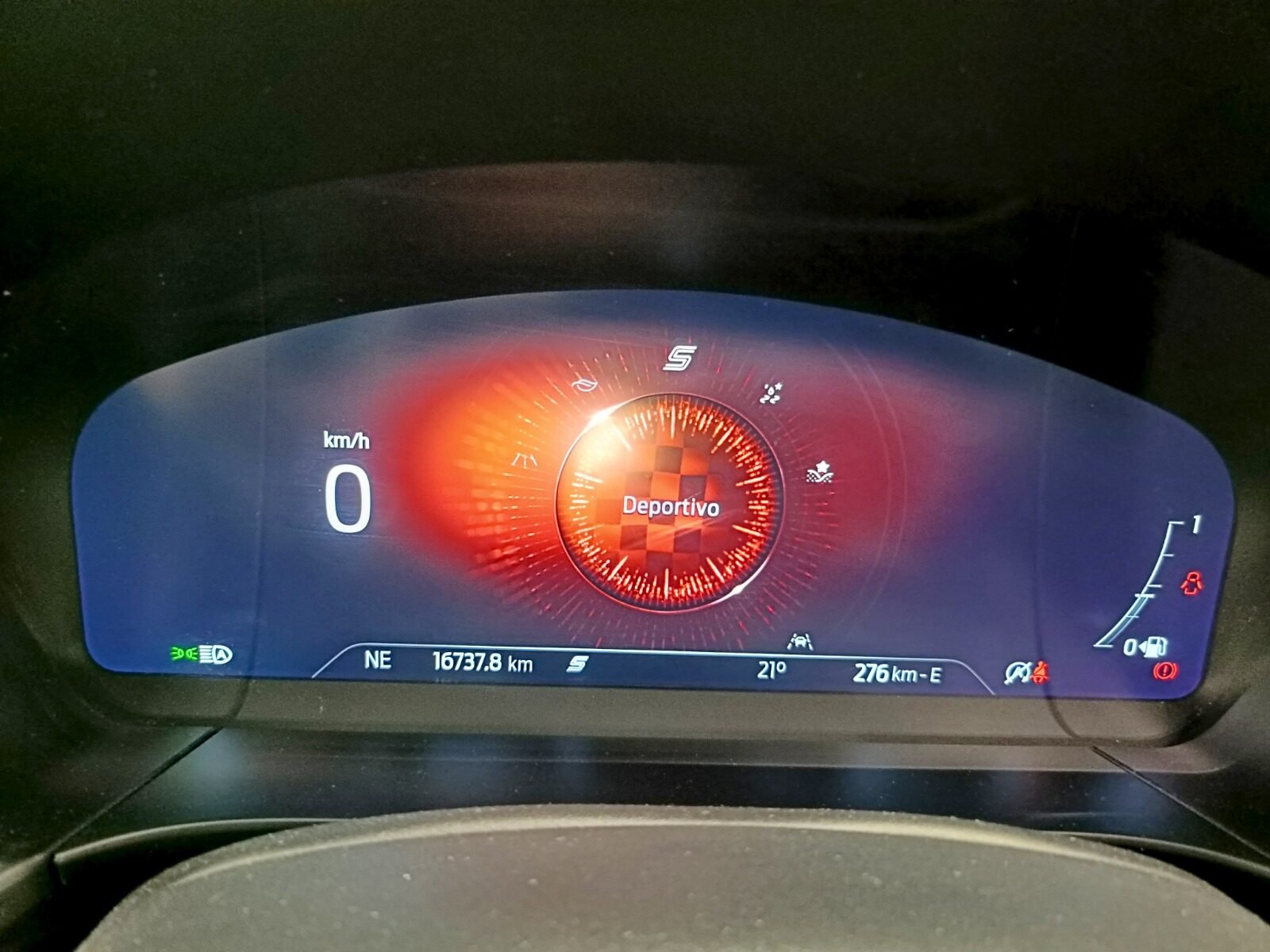 FORD KUGA ST LINE X 1.5 150