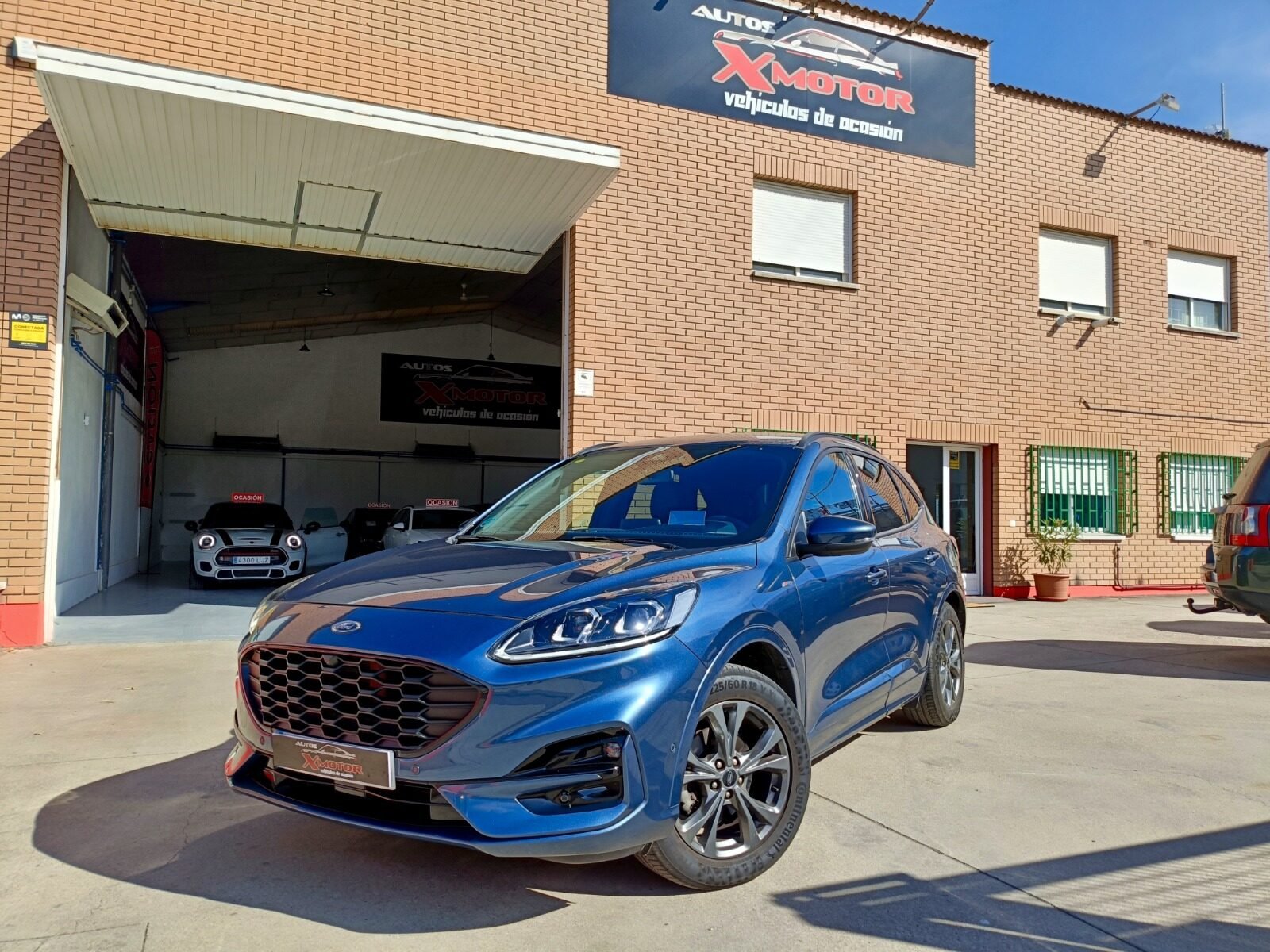 FORD KUGA ST LINE X 1.5 150