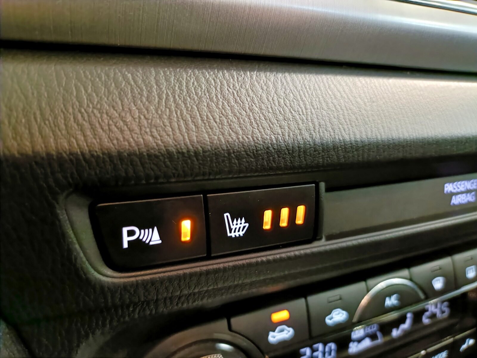 MAZDA MAZDA 3 LUXURY SAFETY 2.2