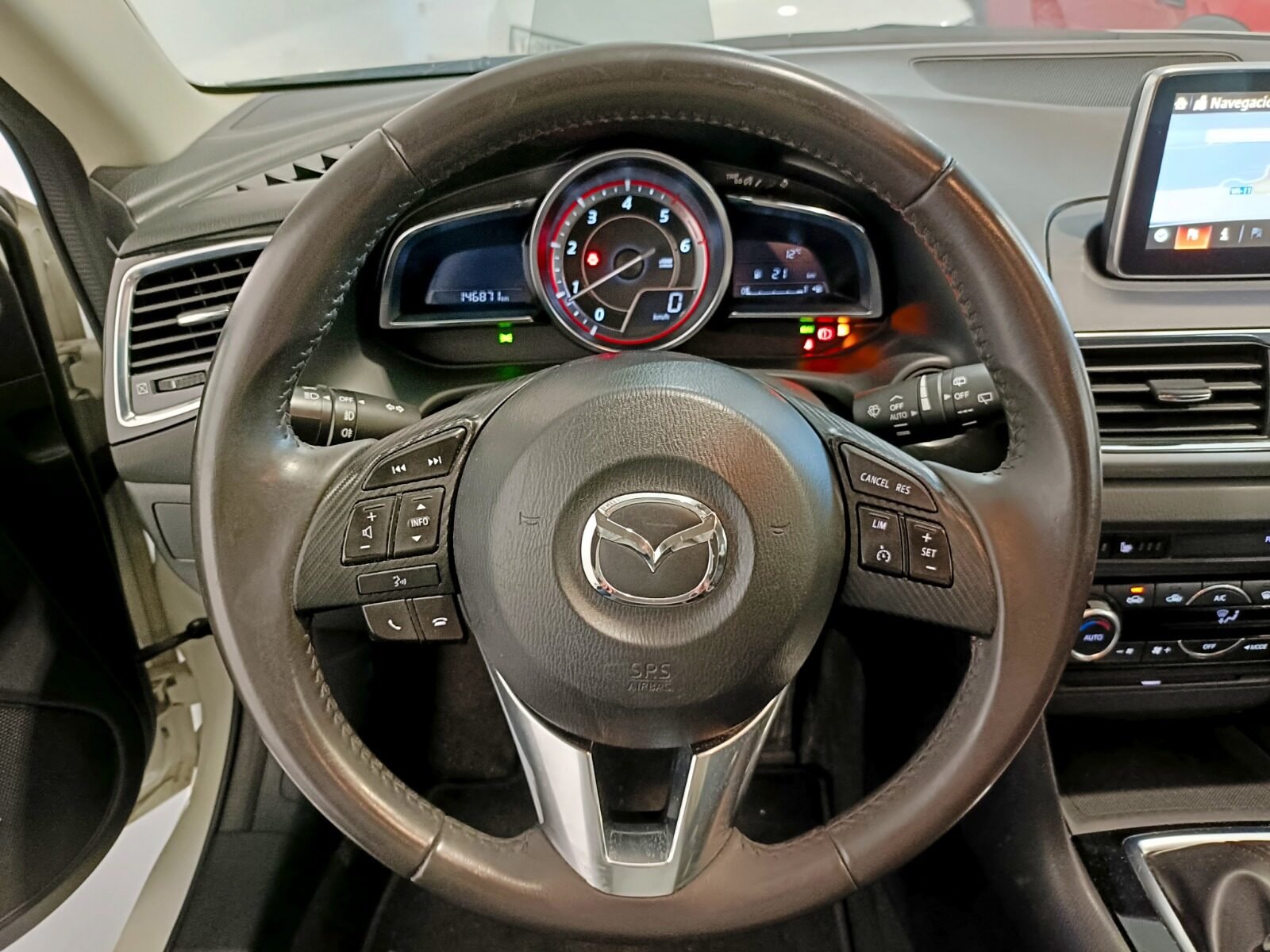 MAZDA MAZDA 3 LUXURY SAFETY 2.2