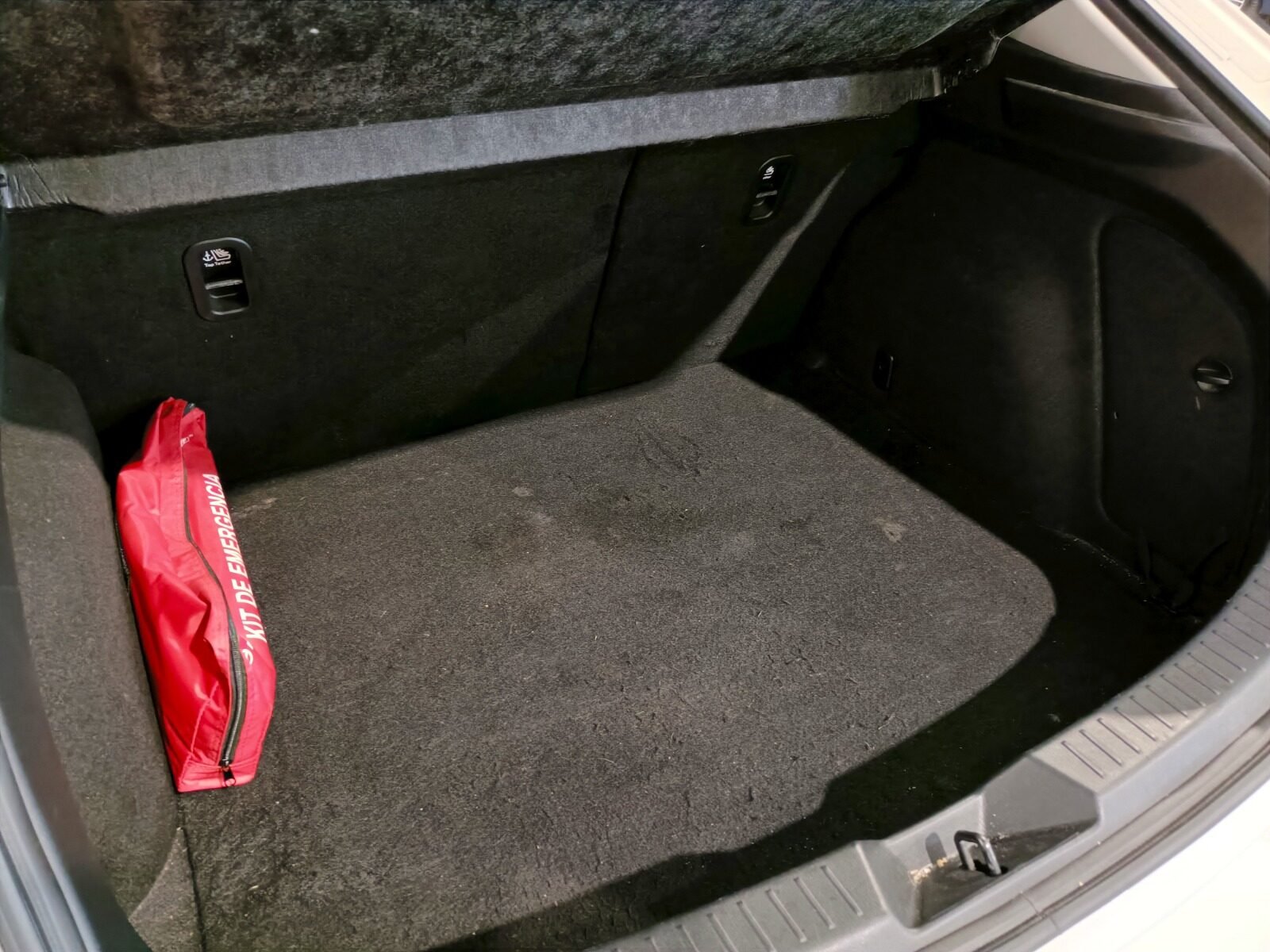 MAZDA MAZDA 3 LUXURY SAFETY 2.2