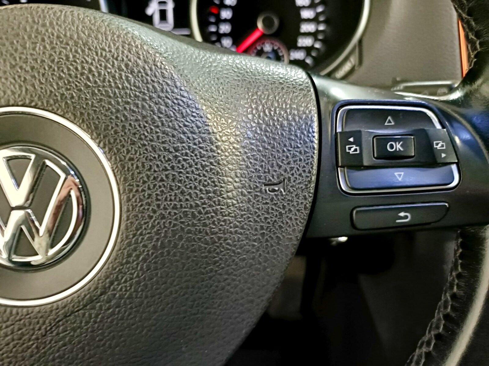 VOLKSWAGEN GOLF 2.0 SPORT