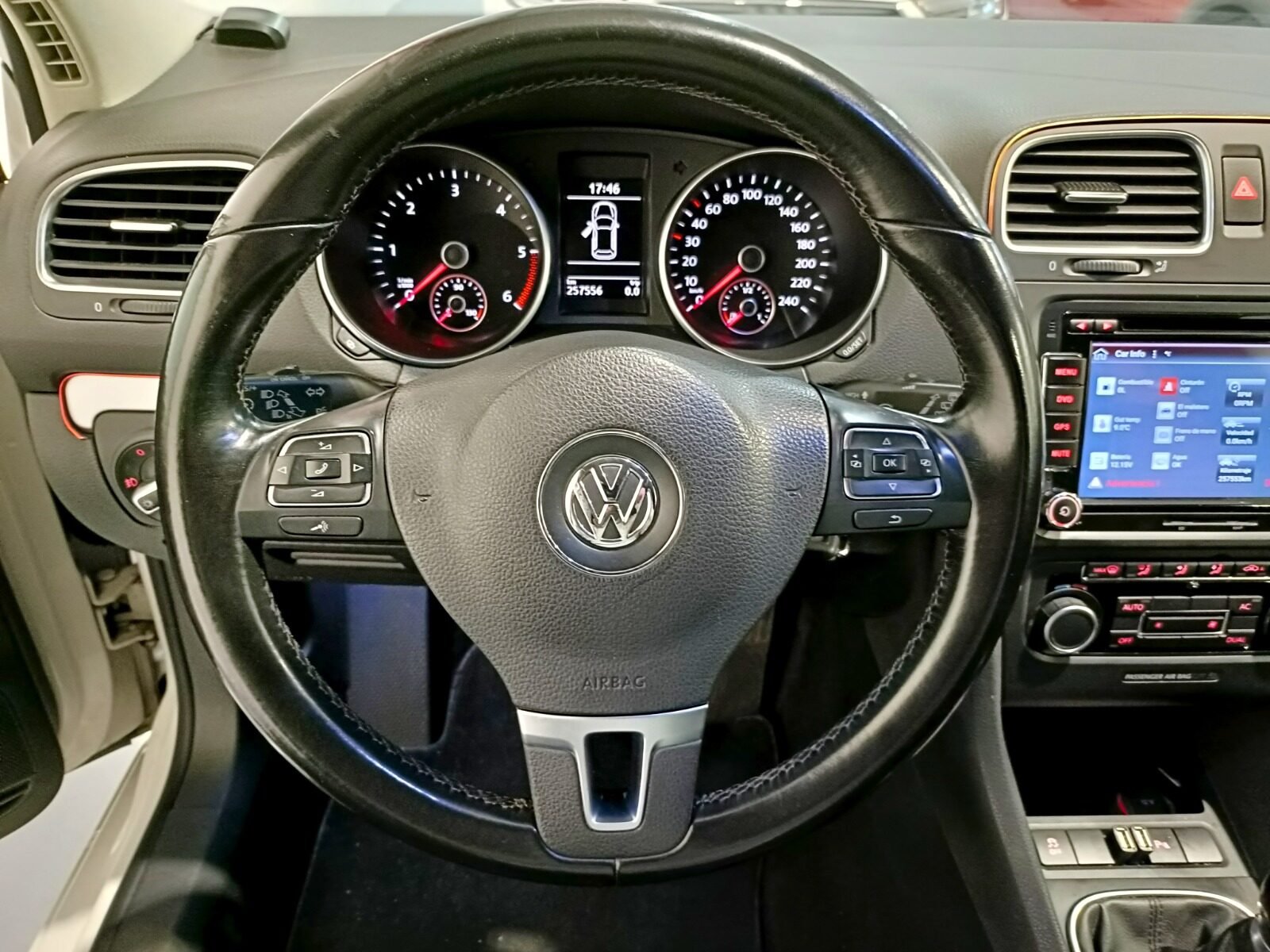 VOLKSWAGEN GOLF 2.0 SPORT
