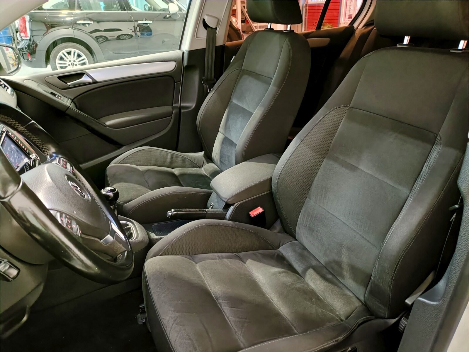 VOLKSWAGEN GOLF 2.0 SPORT