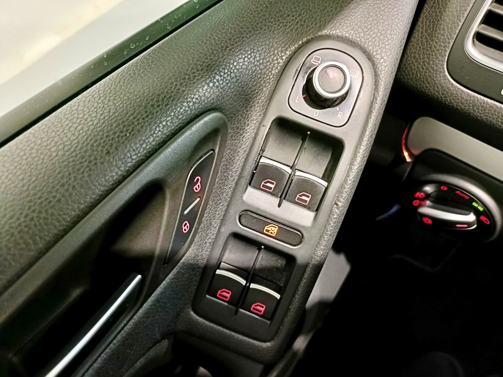 VOLKSWAGEN GOLF 2.0 SPORT