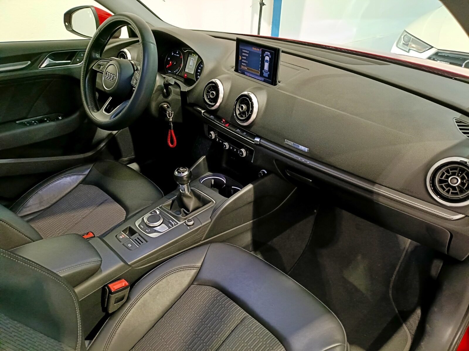 AUDI A3 SPORTBACK DESIGN EDITION 1.6 TDI