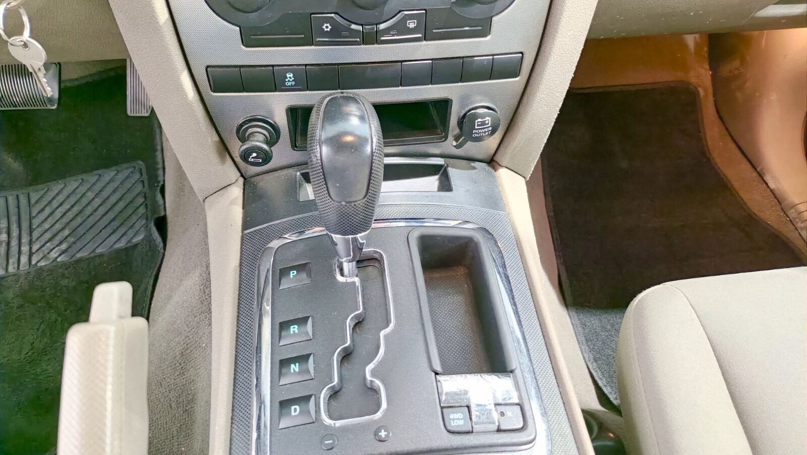 JEEP GRAN CHEROKEE LAREDO 3.0 V6