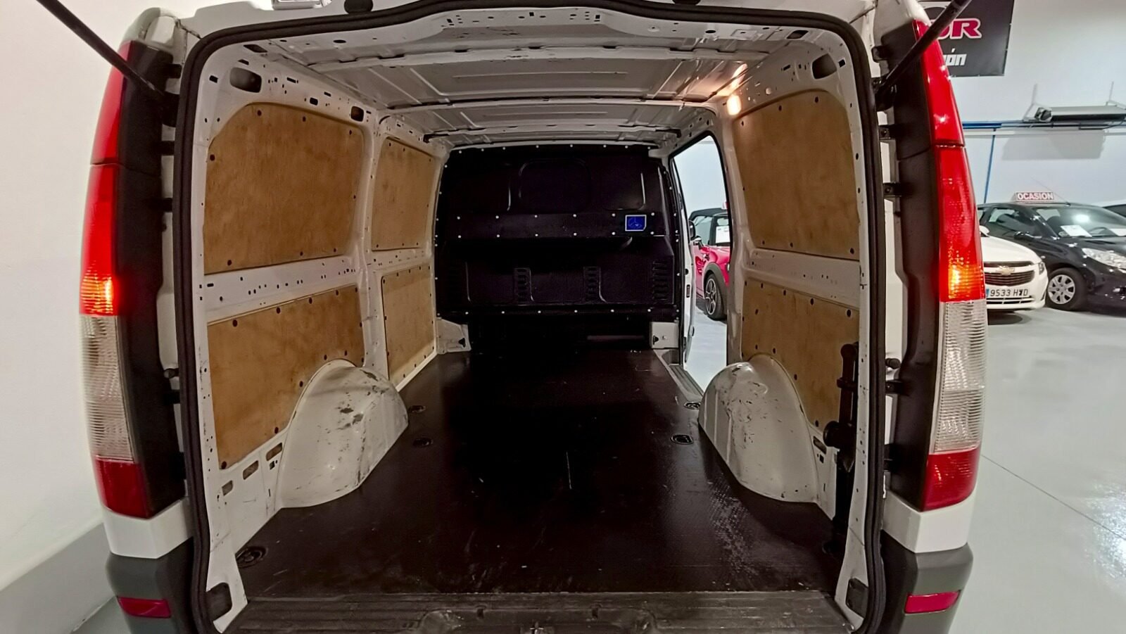 MERCEDES-BENZ VITO 113 CDI COMPACTA 2.2