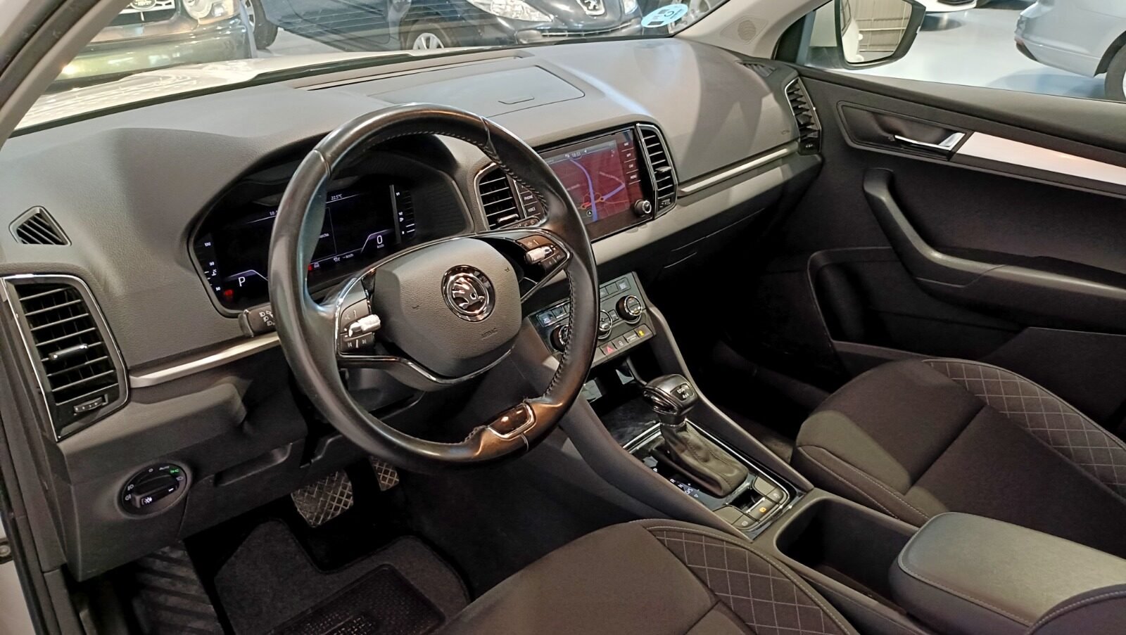 SKODA KAROQ 2.0 4x4 DSG 150cv AMBITION