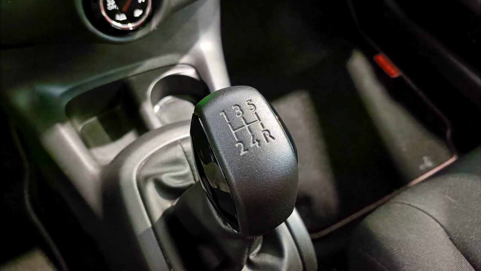CITROEN C4 CACTUS RIP CURL 1.2 110