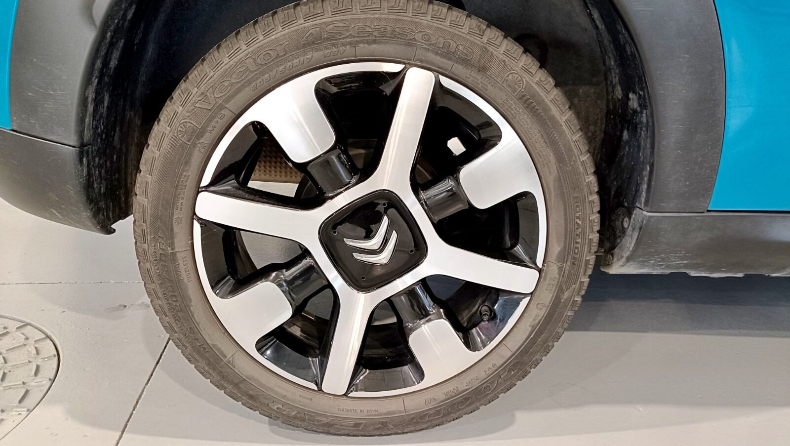 CITROEN C4 CACTUS RIP CURL 1.2 110