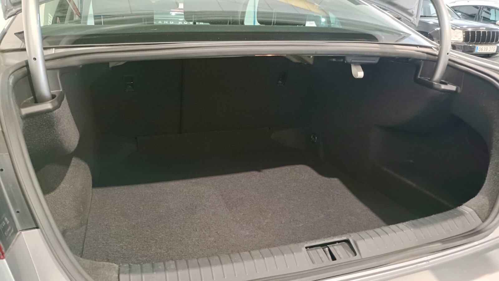 VOLKSWAGEN PASSAT 2.0 BUSINESS 150