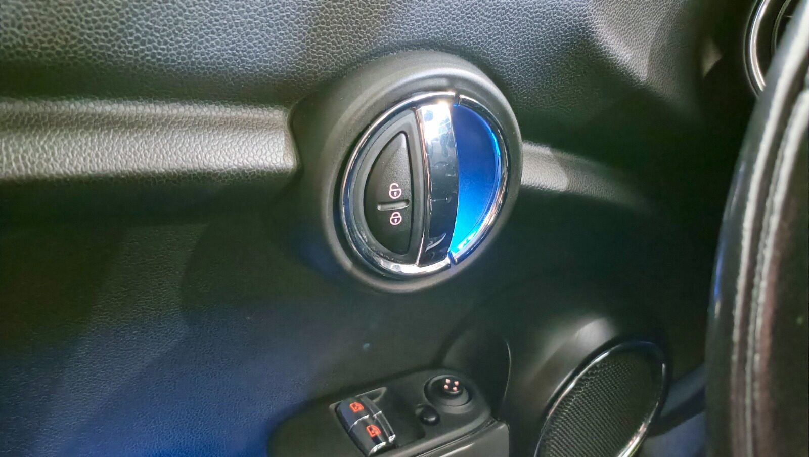 MINI MINI ONE 1.5 102
