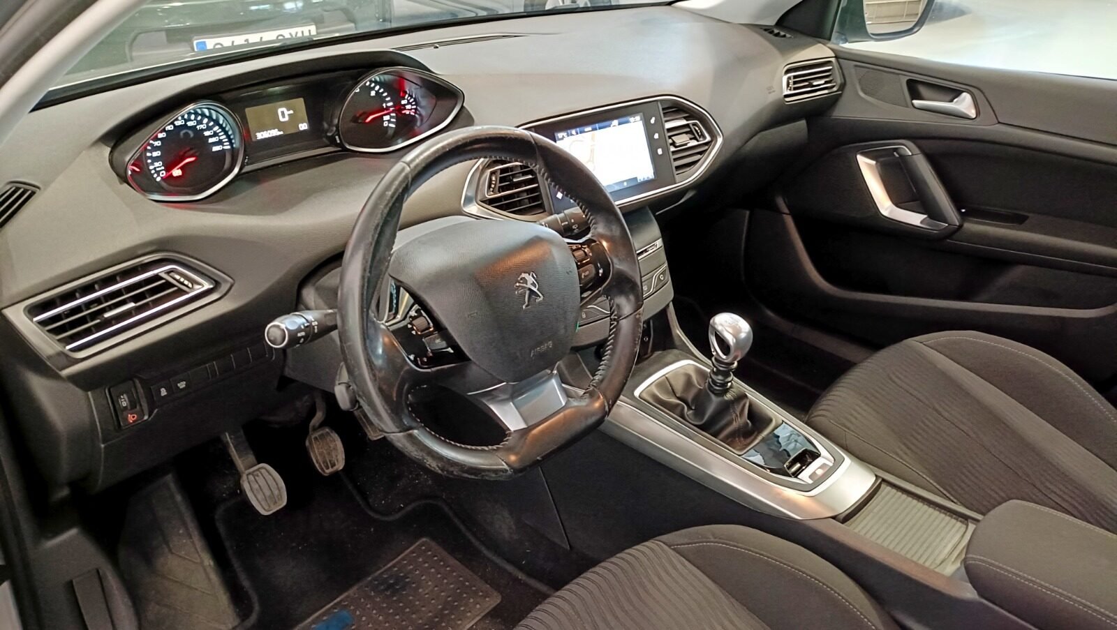 PEUGEOT 308 SW ALLURE 2.0 BLUEHDI 150