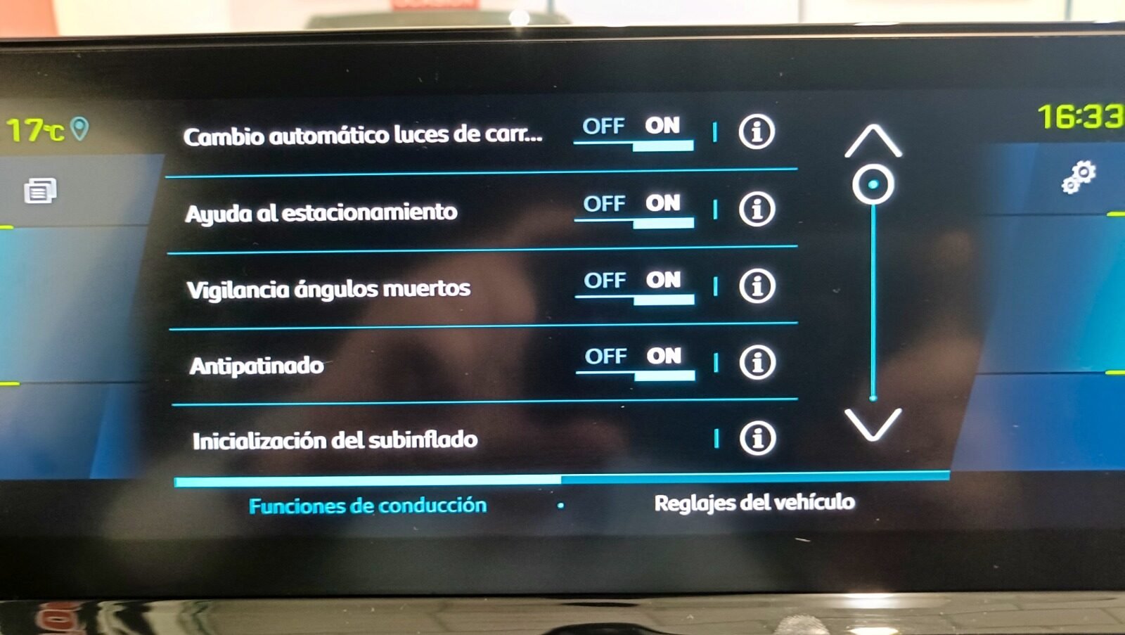 PEUGEOT 3008 Hybrid 225 eEAT8 GT
