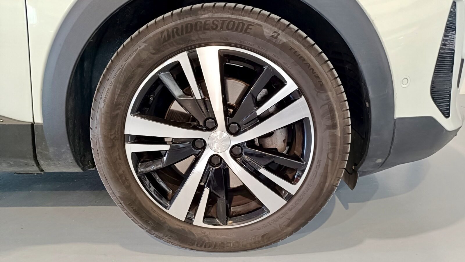 PEUGEOT 3008 Hybrid 225 eEAT8 GT