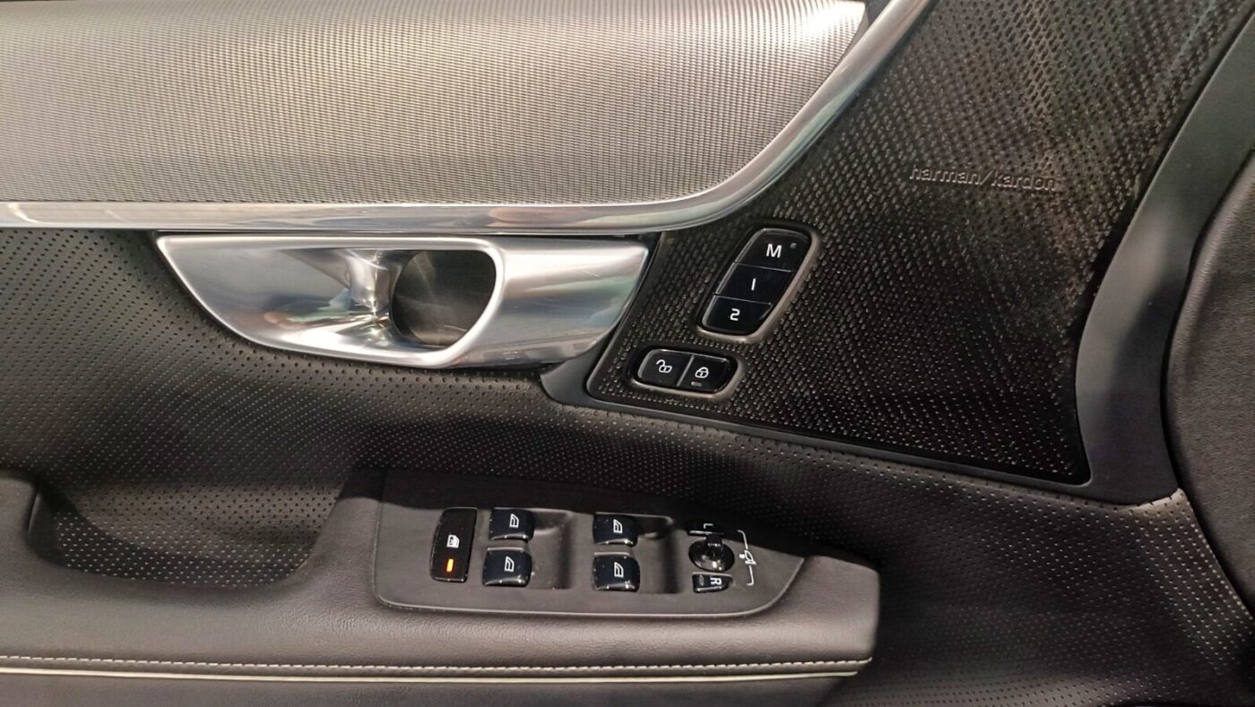 VOLVO V90 RDESIGN AUTO