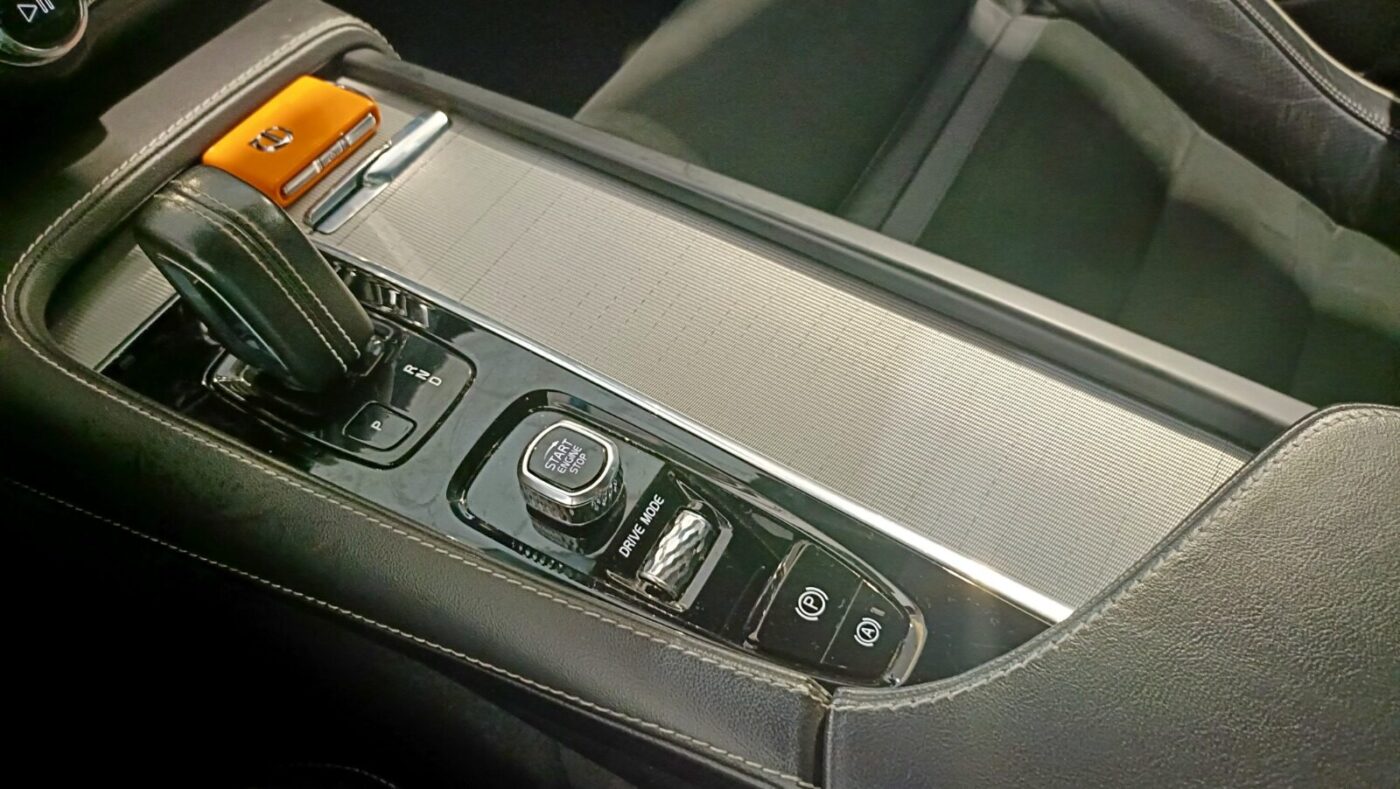 VOLVO V90 RDESIGN AUTO