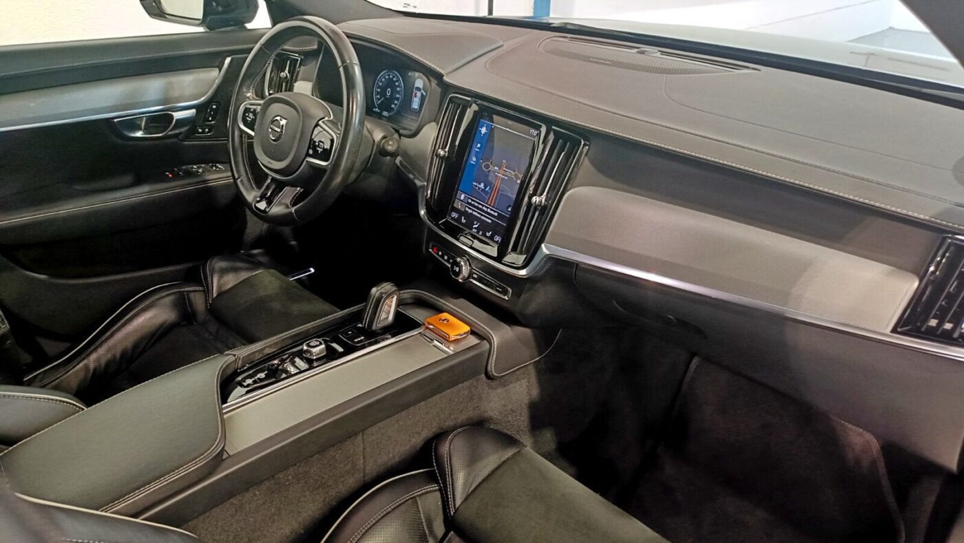 VOLVO V90 RDESIGN AUTO