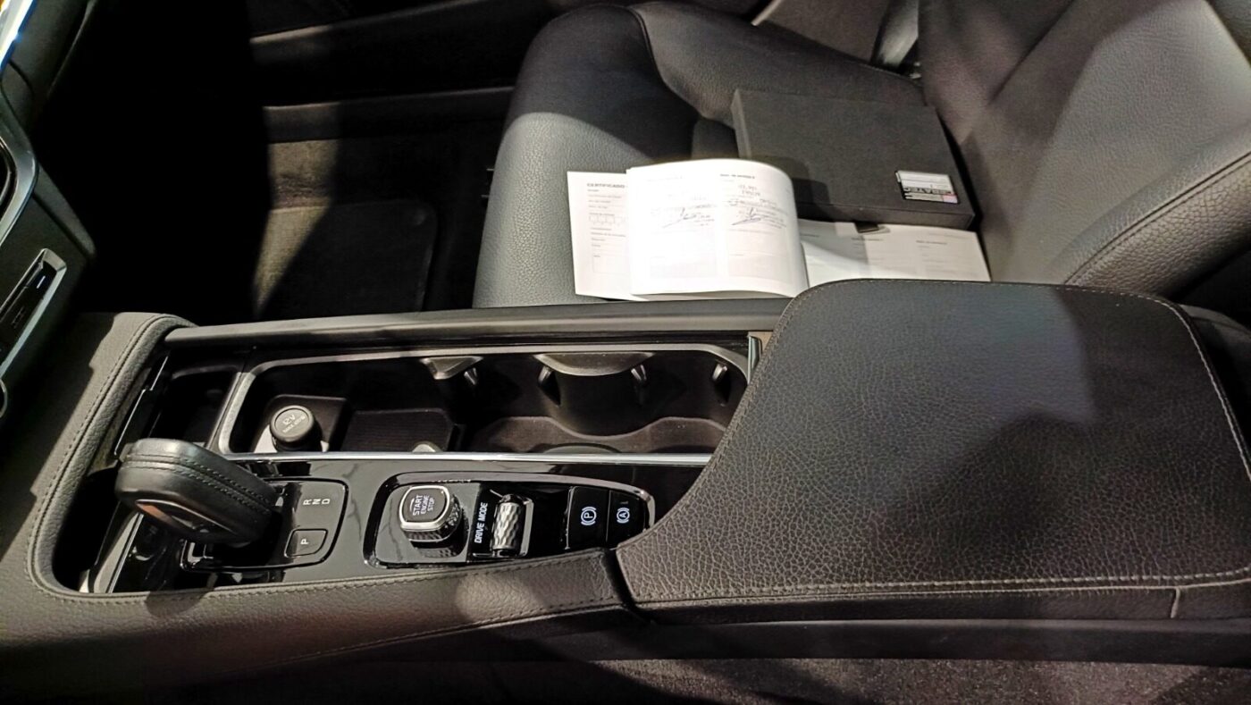 VOLVO V90 CROSS COUNTRY 2.0 B4 D Pro AWD Auto