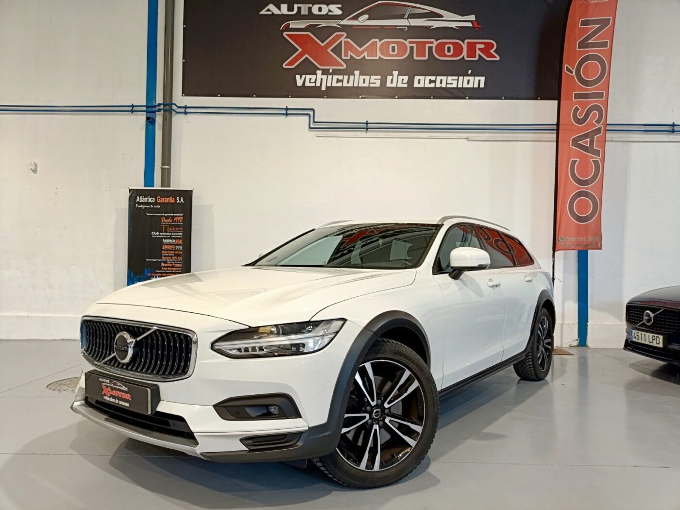 VOLVO V90 CROSS COUNTRY 2.0 B4 D Pro AWD Auto
