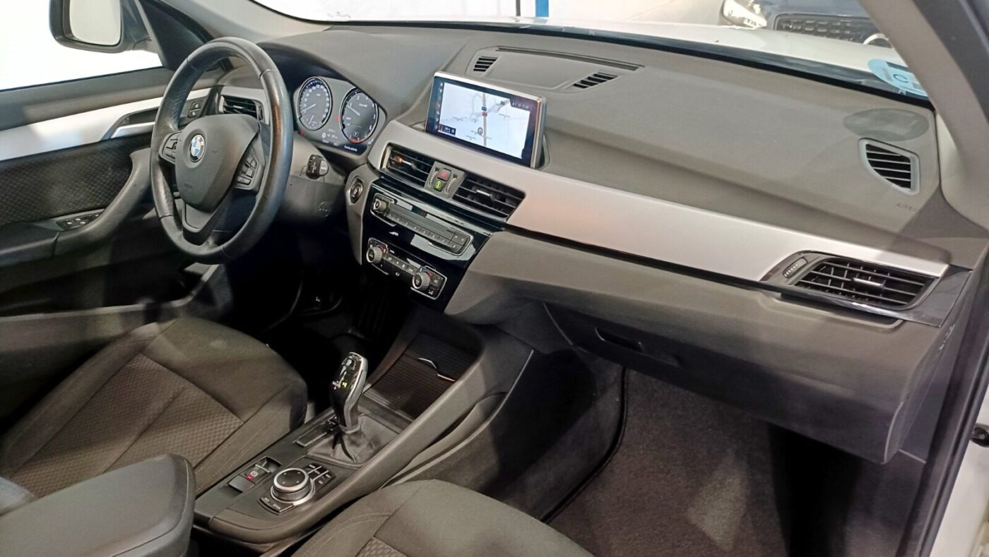 BMW X1 CORPORATE 2.0