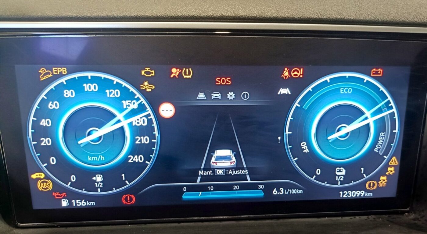 HYUNDAI TUCSON 1.6 TGDI HEV Maxx Auto