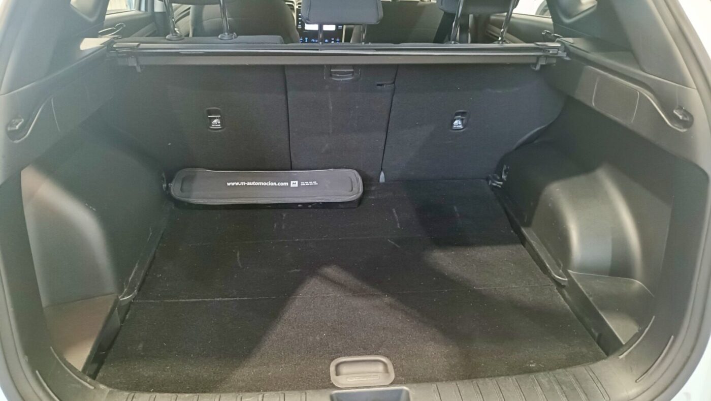 HYUNDAI TUCSON 1.6 TGDI HEV Maxx Auto