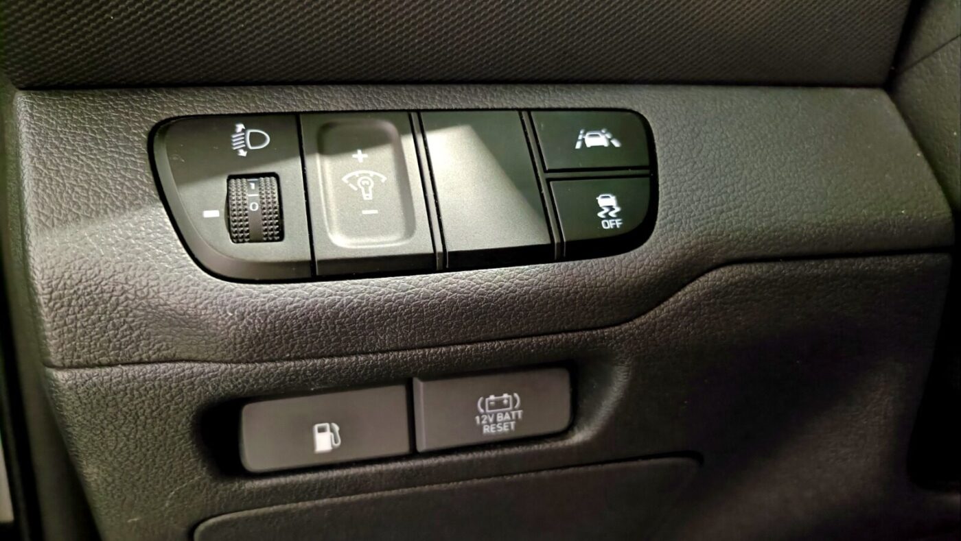 HYUNDAI IONIQ HYBRID 1.6 GDI TECNO DCT