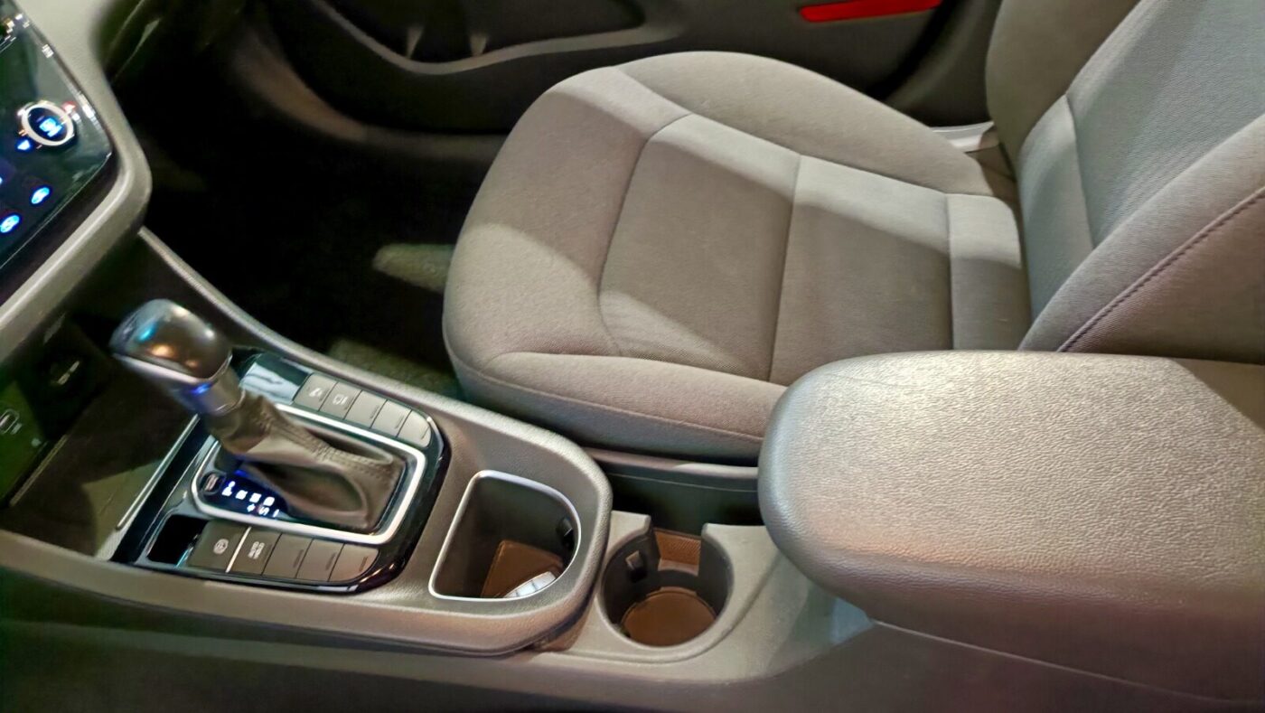 HYUNDAI IONIQ HYBRID 1.6 GDI TECNO DCT