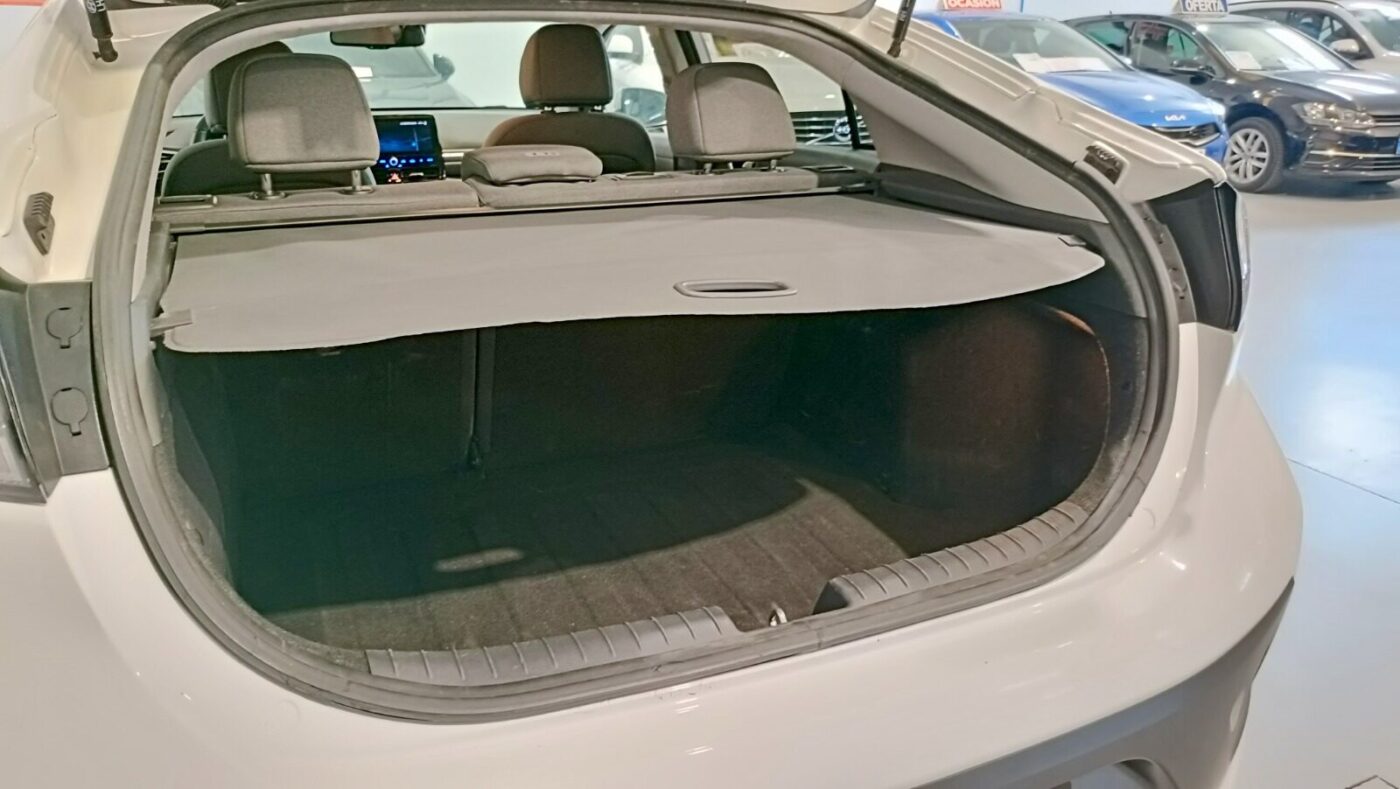 HYUNDAI IONIQ HYBRID 1.6 GDI TECNO DCT