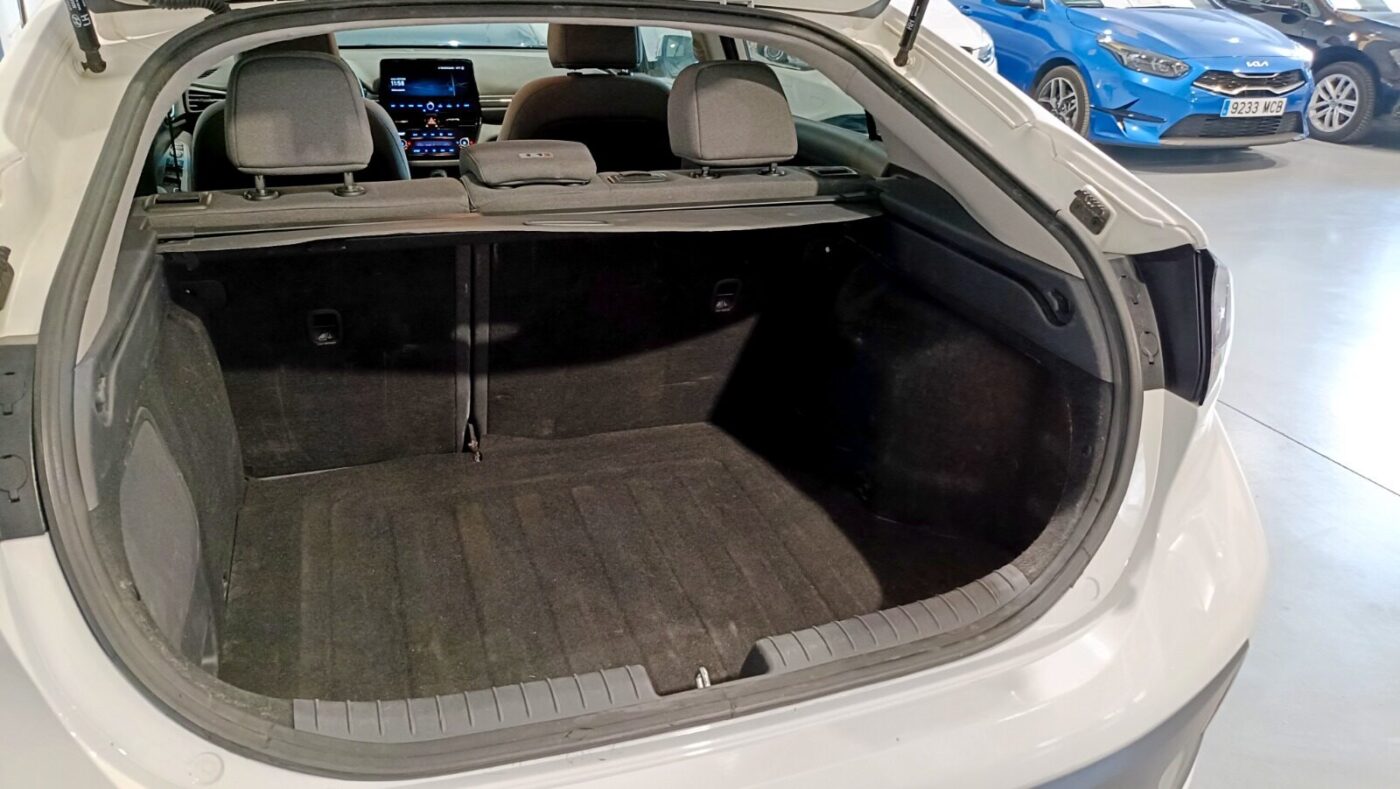 HYUNDAI IONIQ HYBRID 1.6 GDI TECNO DCT